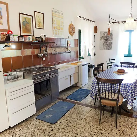 Locazione Turistica La Foleia Lägenhet *